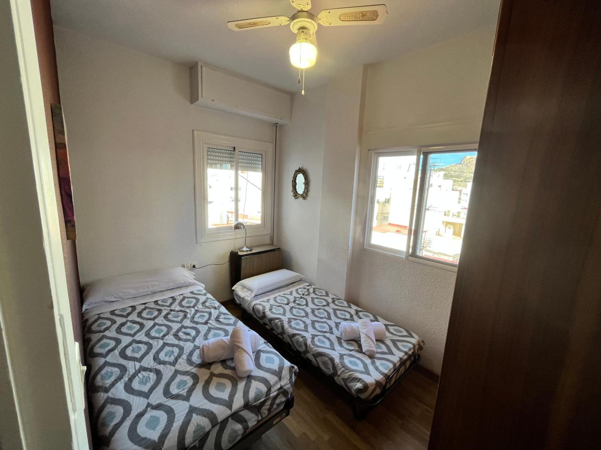 4 Bedrooms -Seneca Center Apartment Аликанте Экстерьер фото
