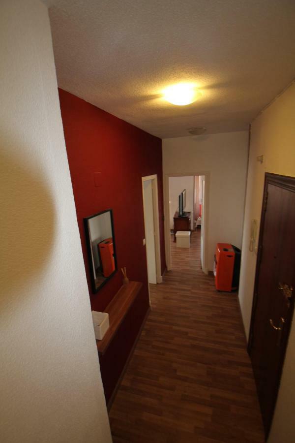 4 Bedrooms -Seneca Center Apartment Аликанте Экстерьер фото
